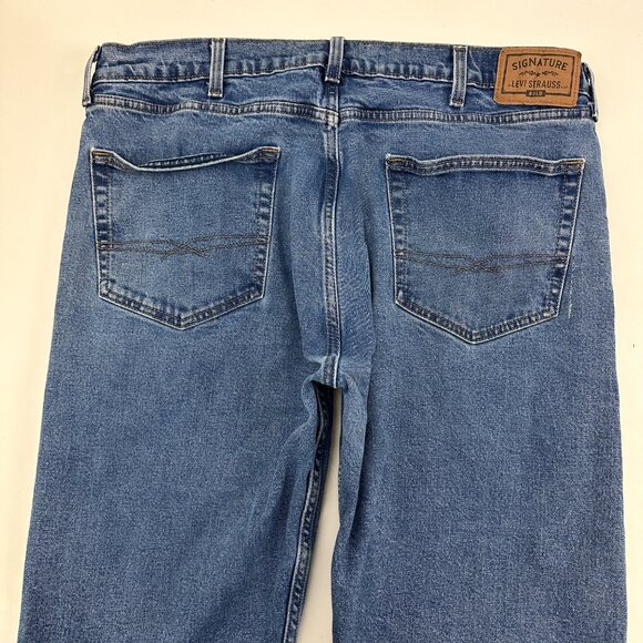 Signature by Levi Strauss Regular Men's size 38x32 Dark Wash Blue Denim jeans - Picture 6 of 6